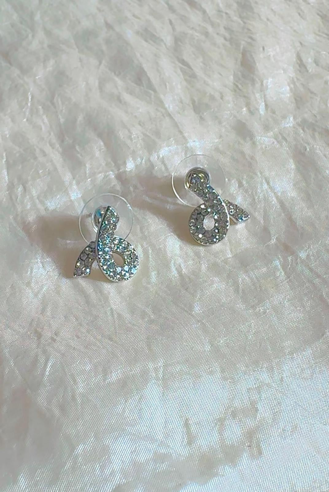 Zircon Knot Earrings - Timeless Elegance