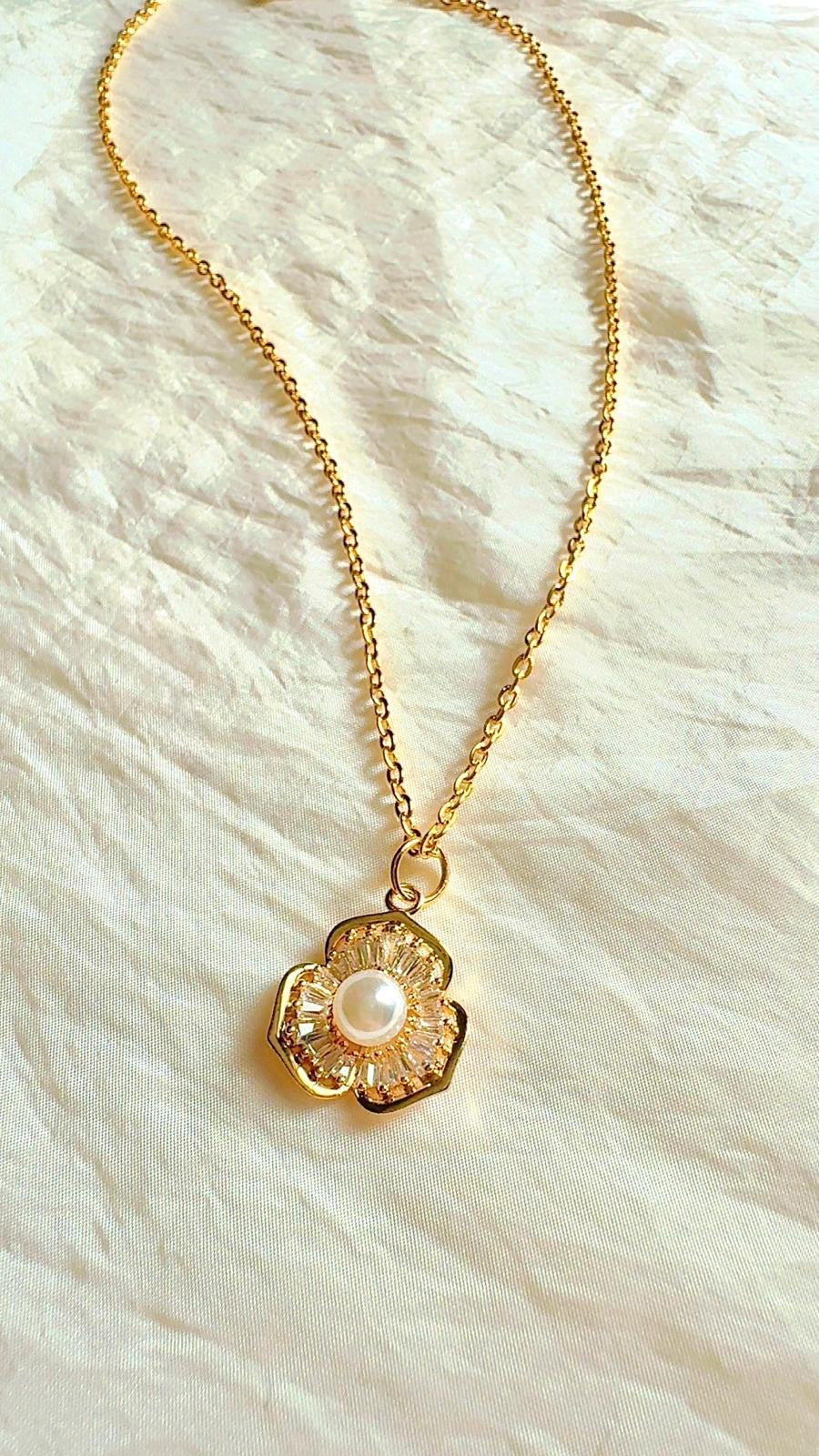 Zircon and Pearl Flower Necklace - Timeless Elegance with Modern Durability