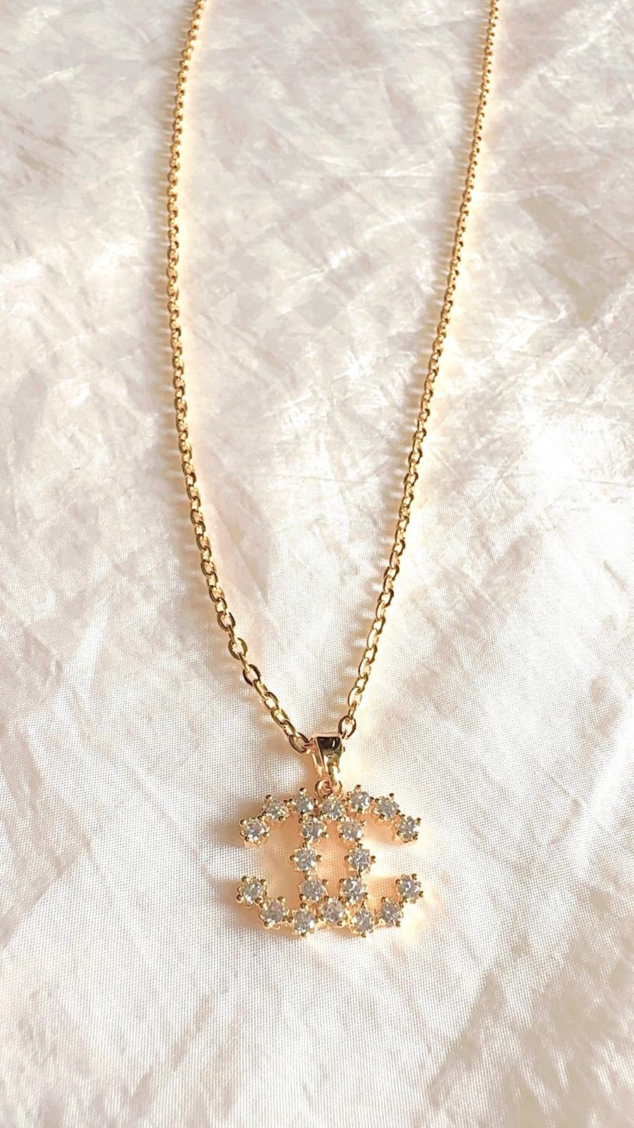 Authentic Chanel necklace - Iconic Elegance for Every Occasion