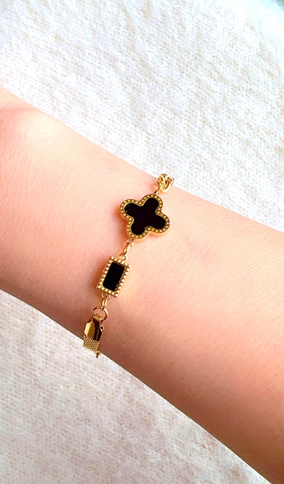 Clover and Rectangular Gemstone Bracelet