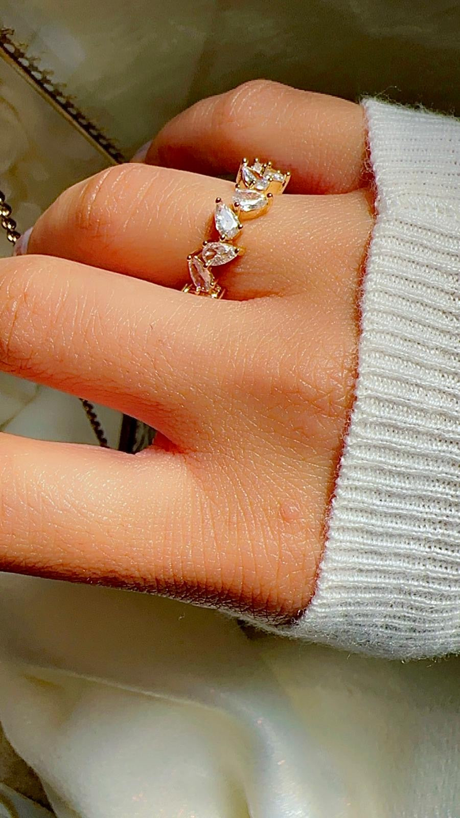 Adjustable floral~Ring