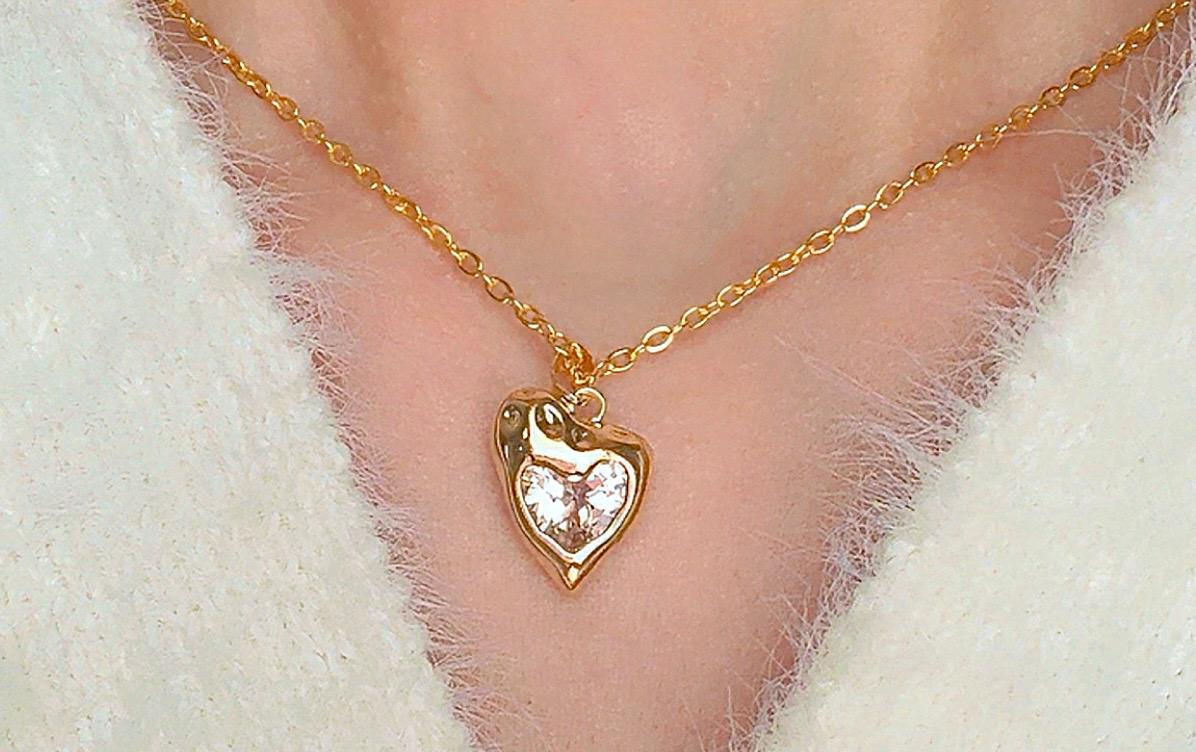Chunky Heart Necklace: Bold Elegance with a Touch of Love