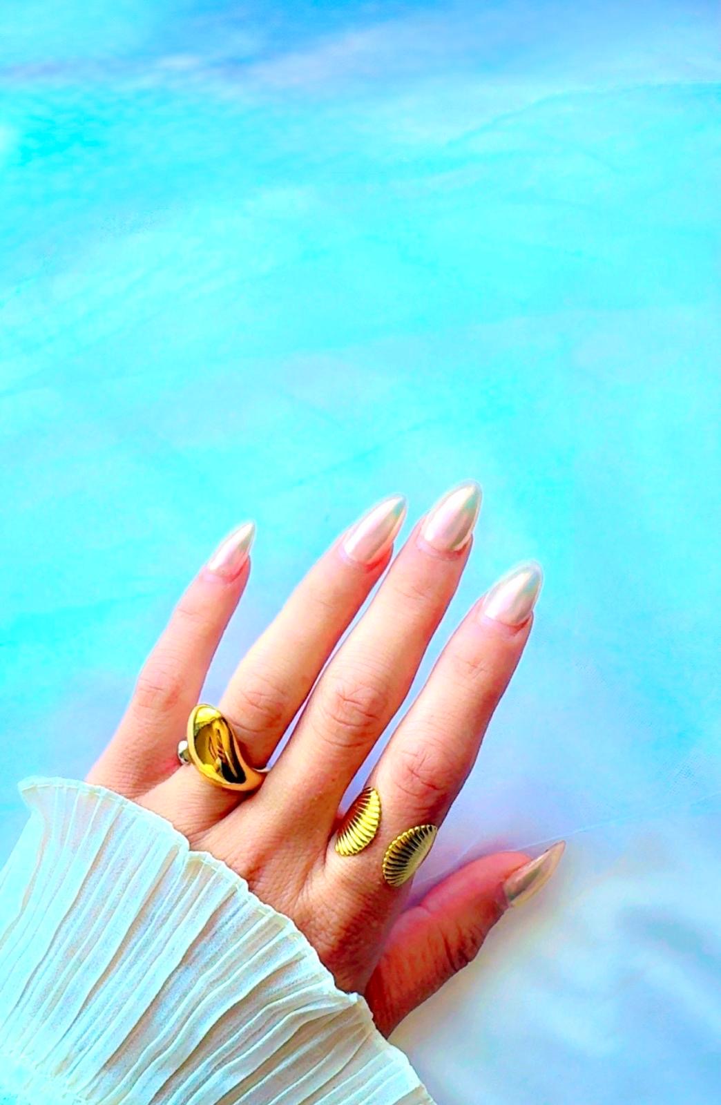 Boho chic seashell ring with ocean-inspired design