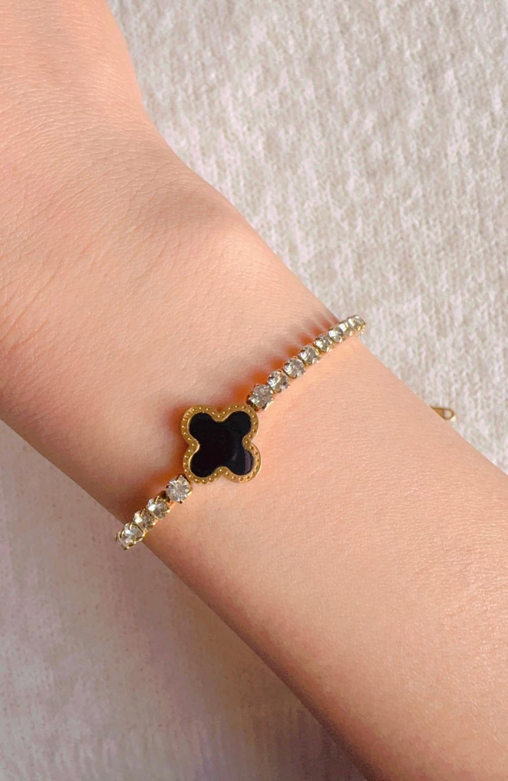 Black Clover Zircon Bracelet