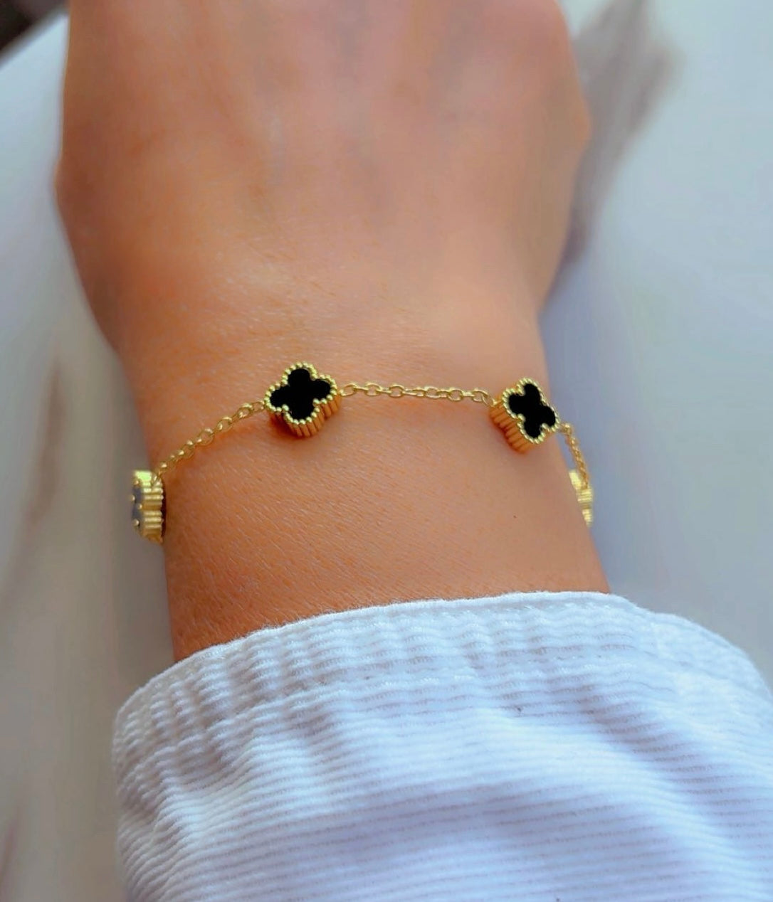 Black Clover Gold Bracelet – 18K Gold Plated, Non-Tarnish