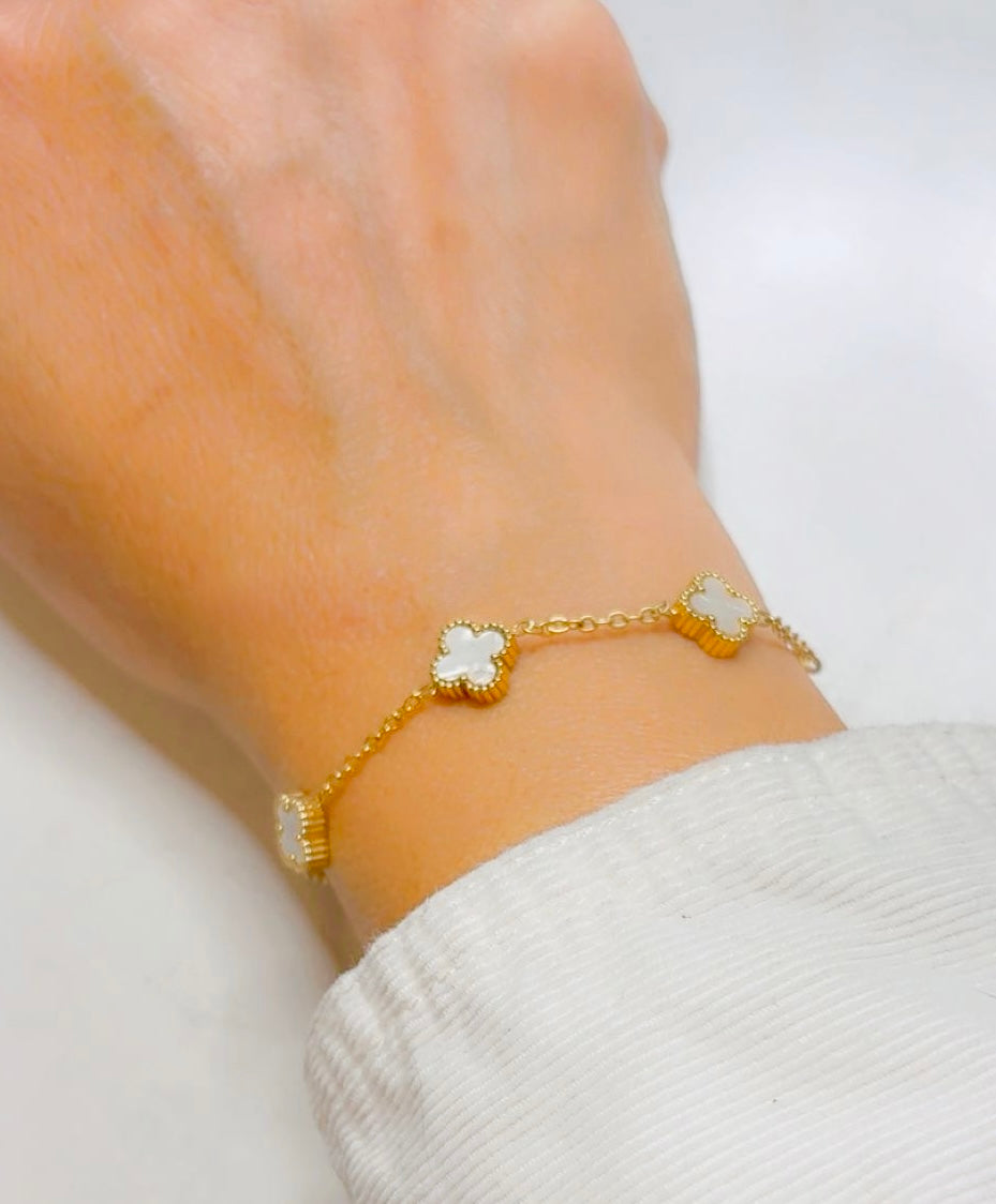 White Clover Gold Bracelet – 18K Gold Plated, Non-Tarnish