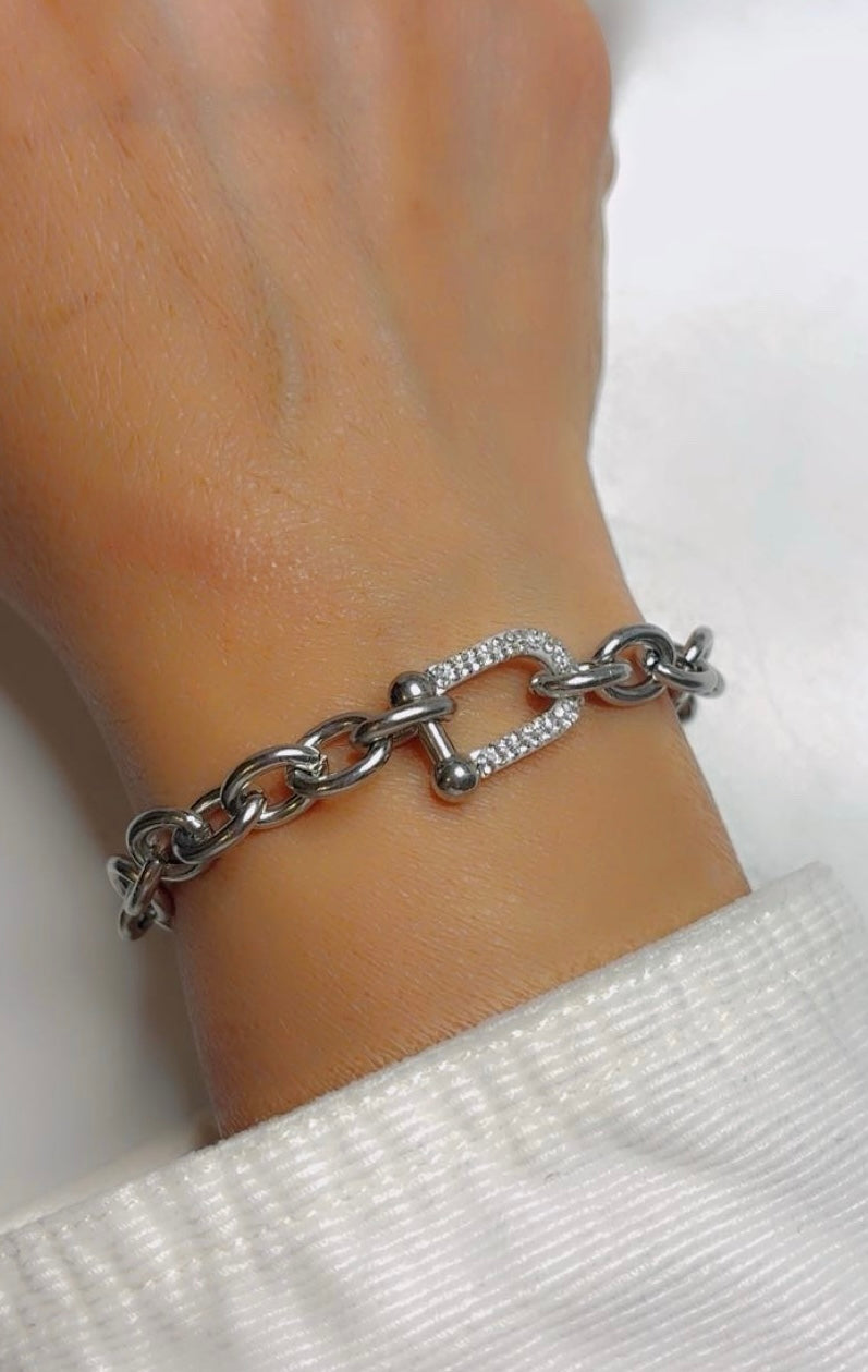 U Shaped Zircon Cable Chain Bracelet