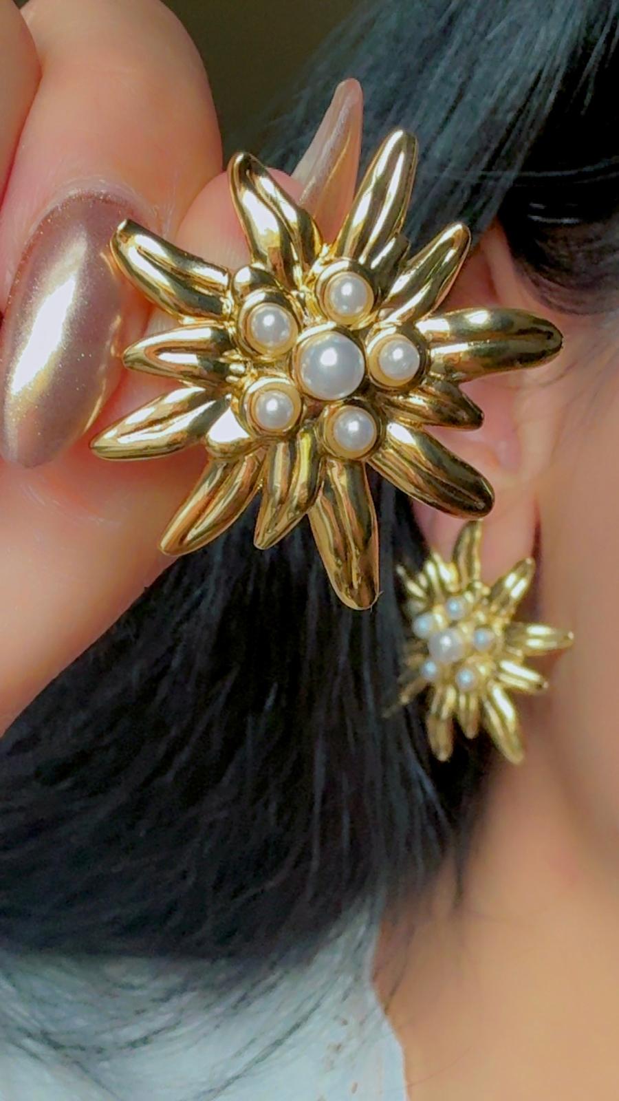 18k gold plated stainless steel floral earrings – non tarnish and waterproof