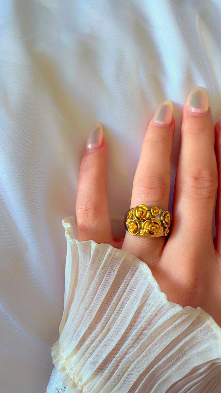 Gold Rose Cluster Ring – 18K Gold Plated Stainless Steel, Non-Tarnish