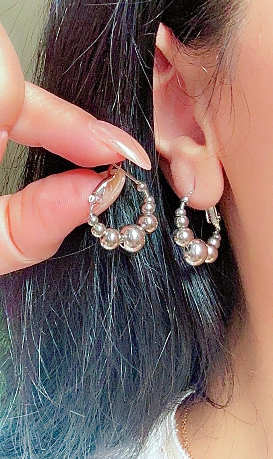 HOOPS EARRINGS