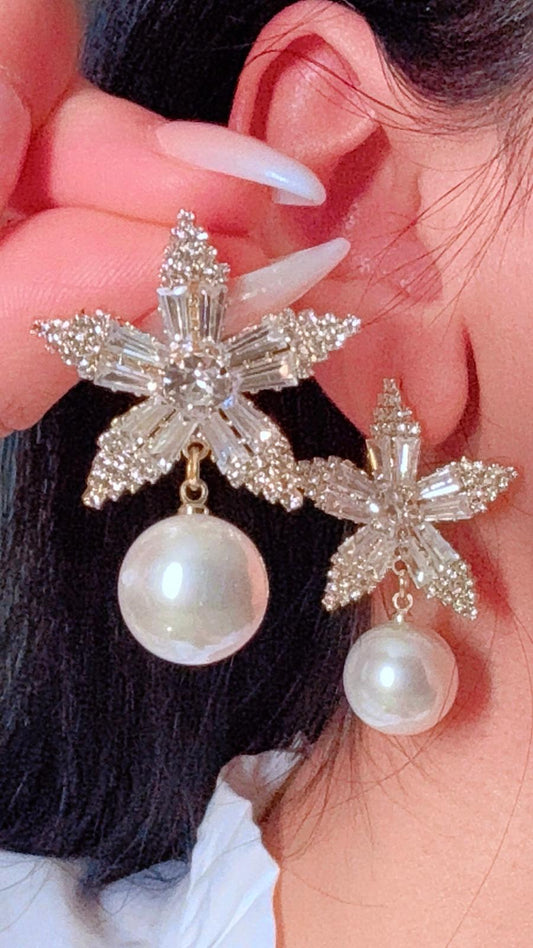 Zircon Star & Pearl Earrings -  Celestial Elegance