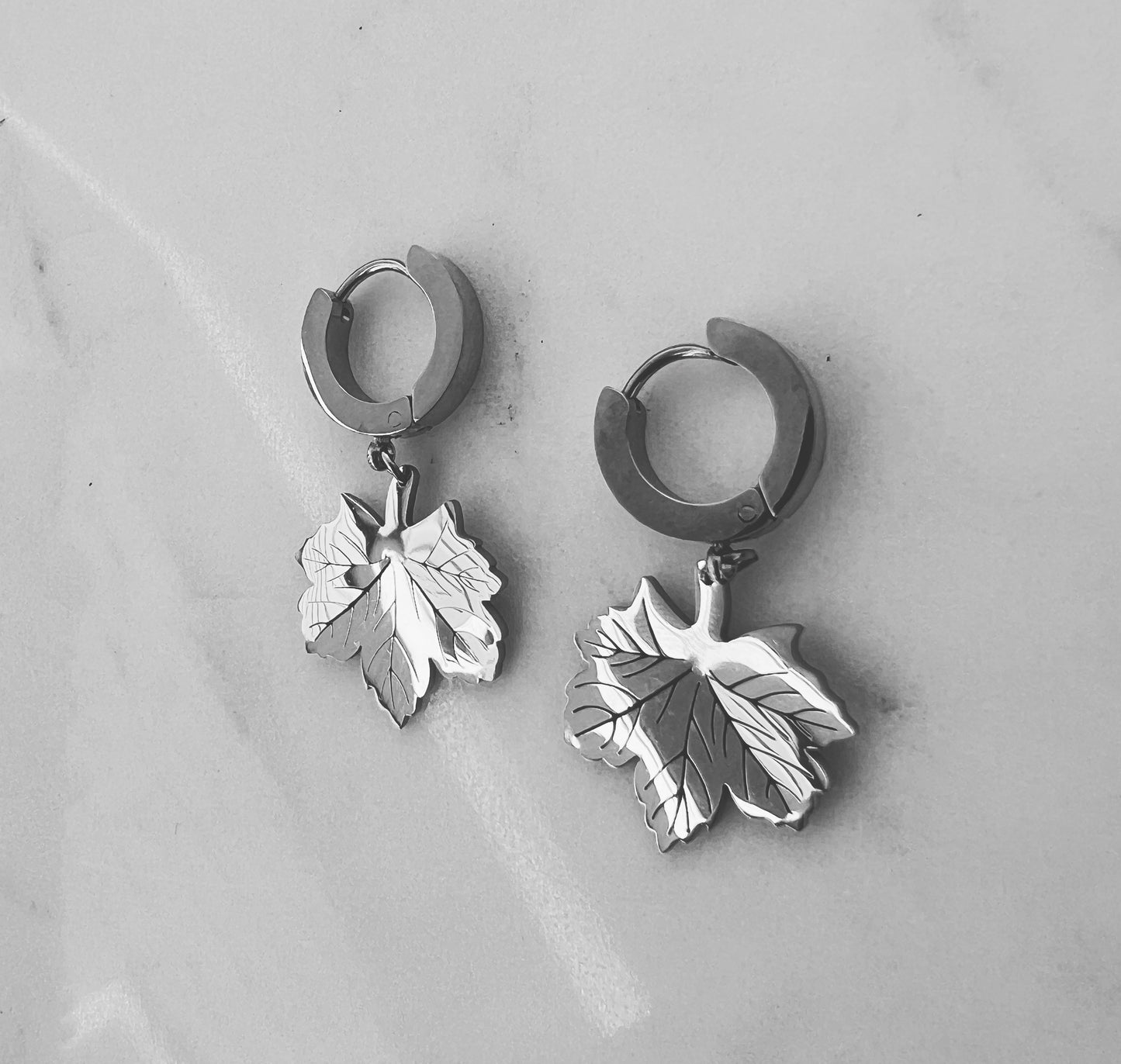 MAPLE LEAF EARRINGS