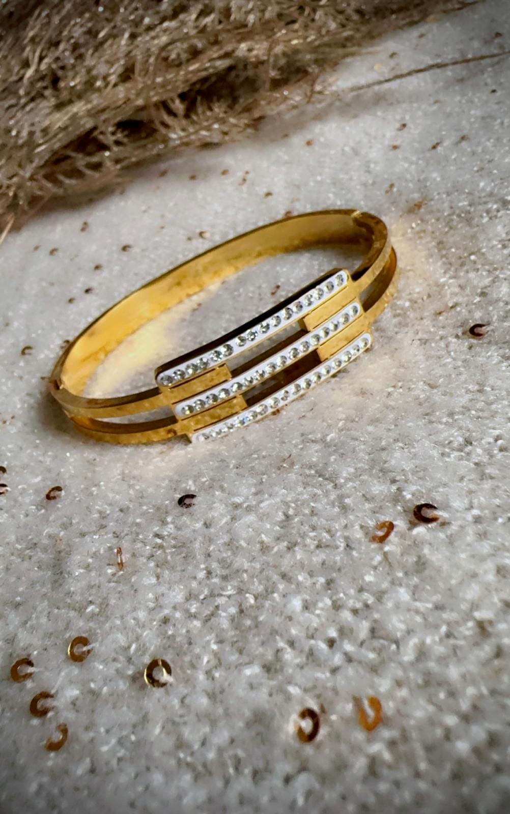 ZIRCON ~ Bangle