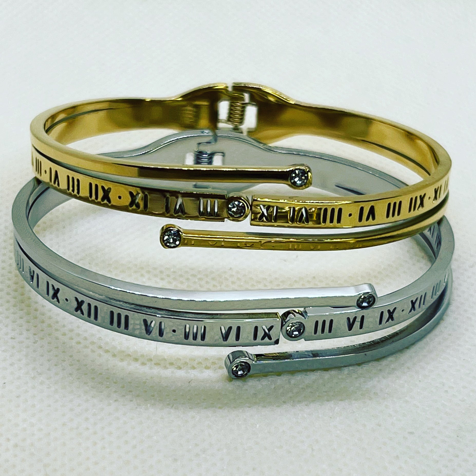 Roman Numeral - bangle