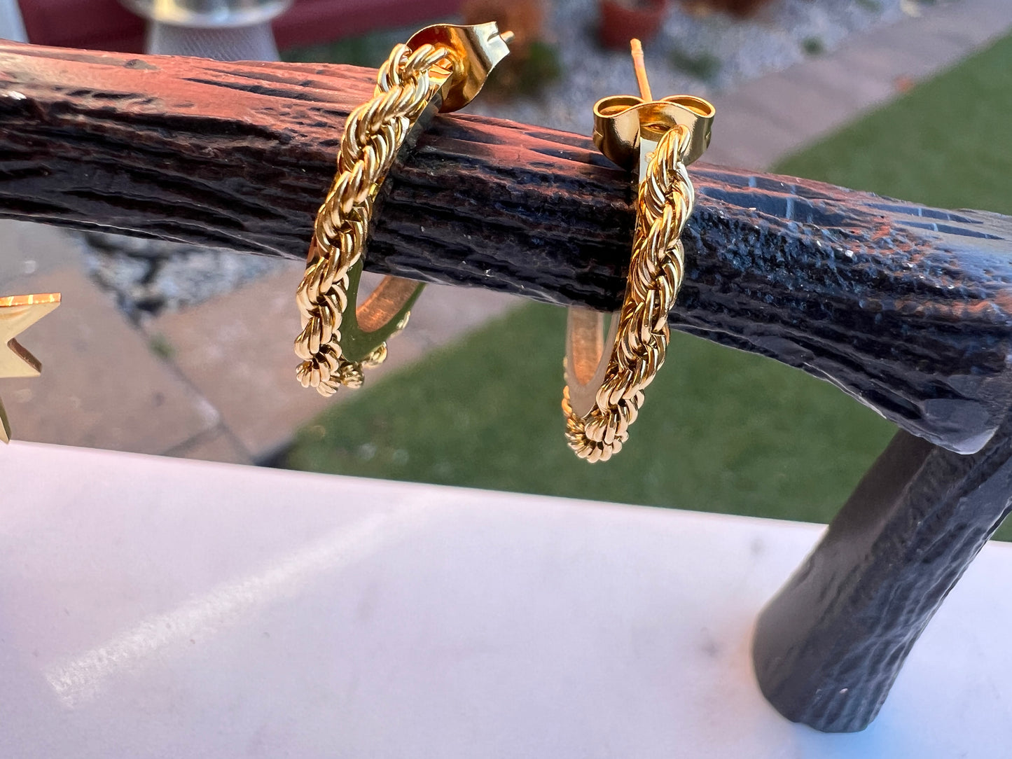 STAINLESS STEEL BRAIDED HOOPS EARRINGS