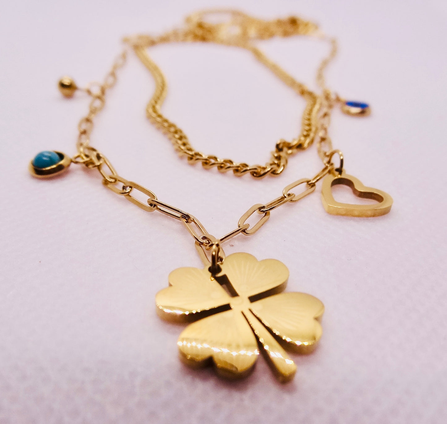 VAN LEAF CLOVER NECKLACE