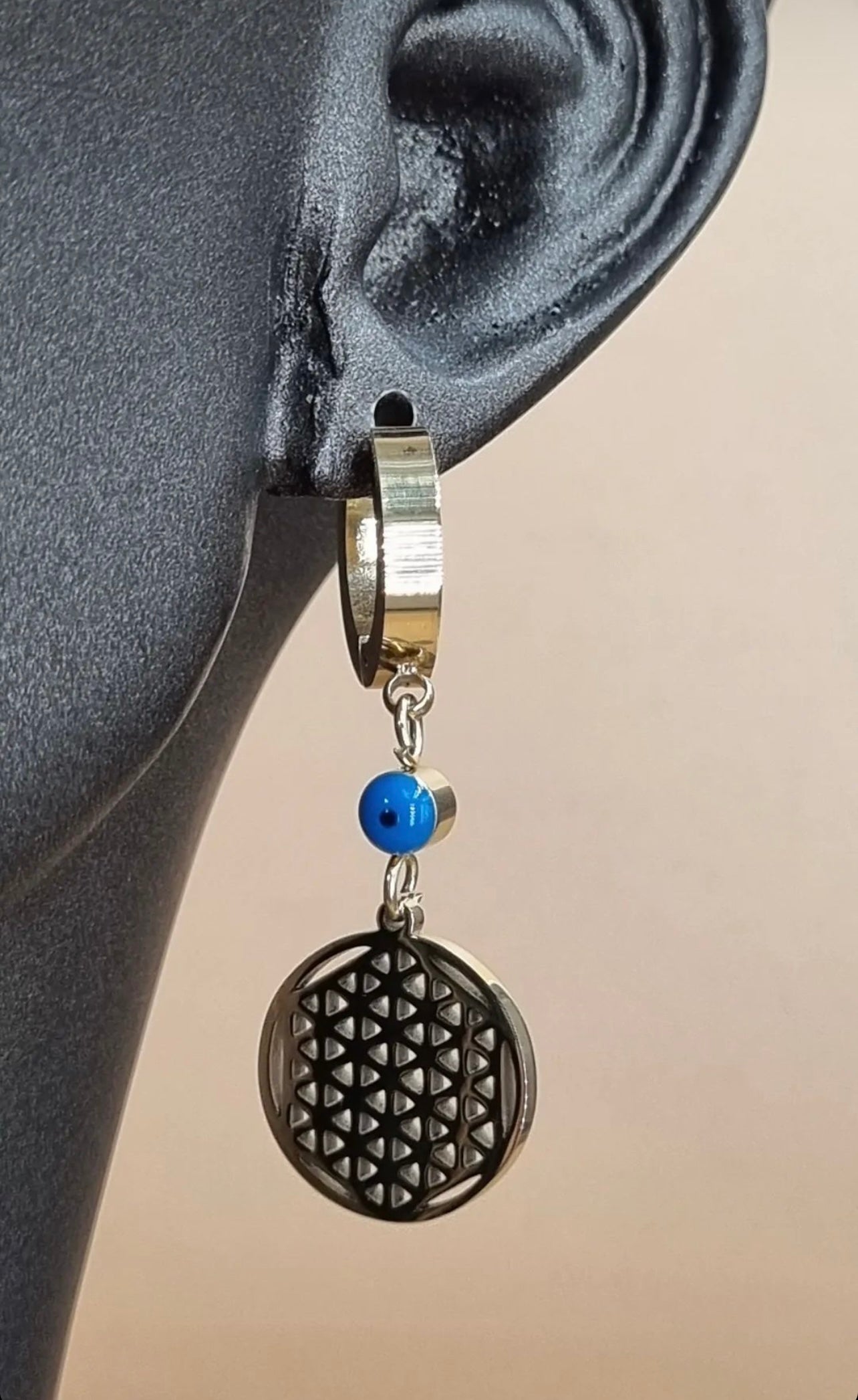 STAINLESS STEEL CIRCULAR NET WITH EVIL EYE EARRINGS