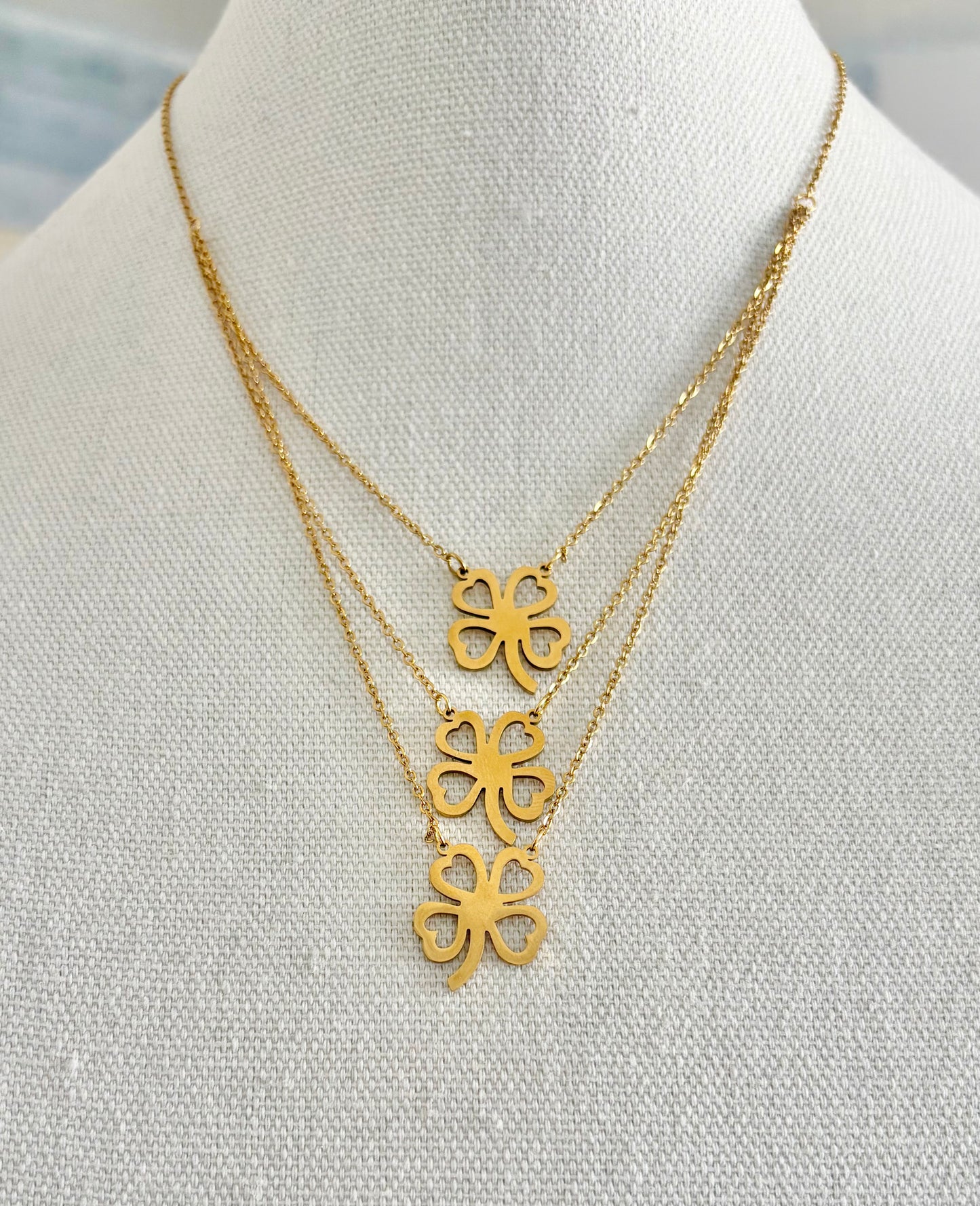 Minimal gold clover charm necklace
