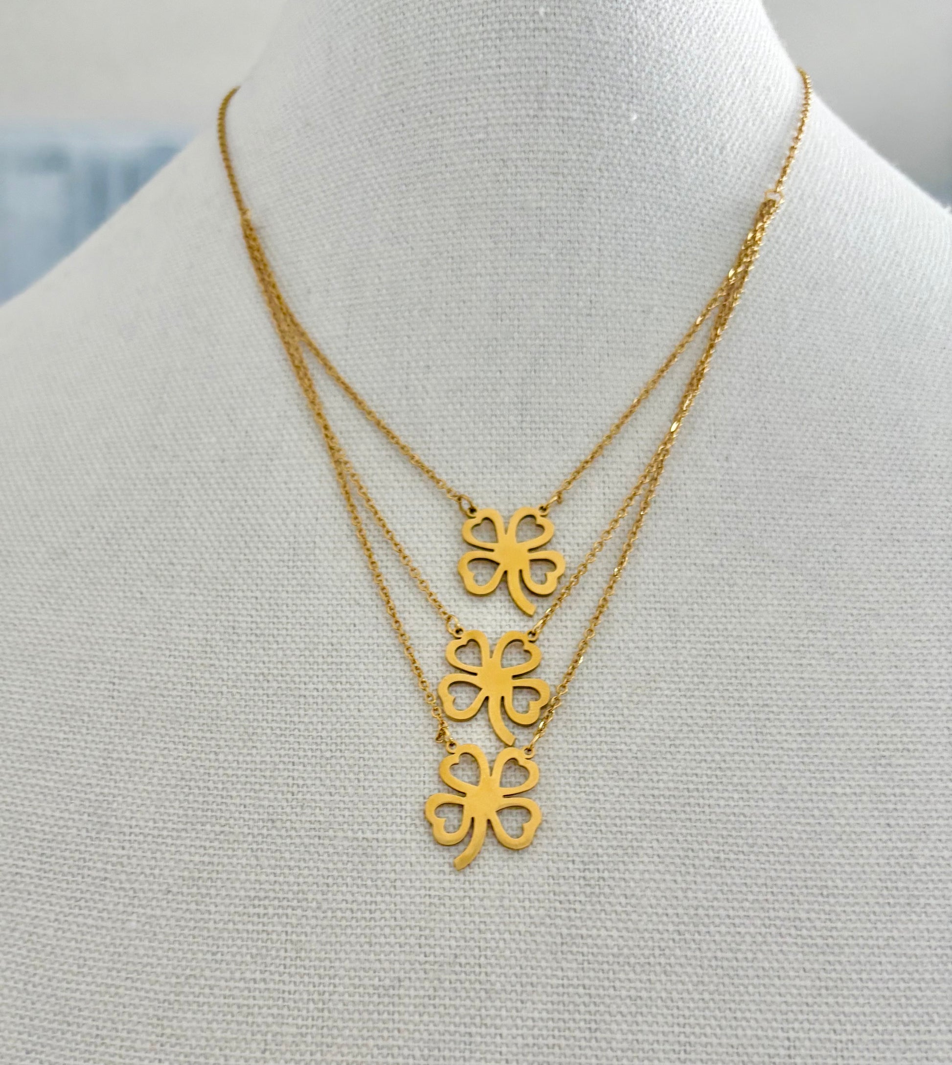 Lucky four leaf clover layered necklace for women