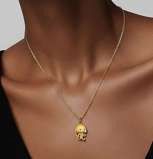 Gold jellyfish pendant necklace