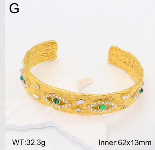 Gold Hammered Evil Eye Malachite Cuff Bangle – 18K Gold Plated