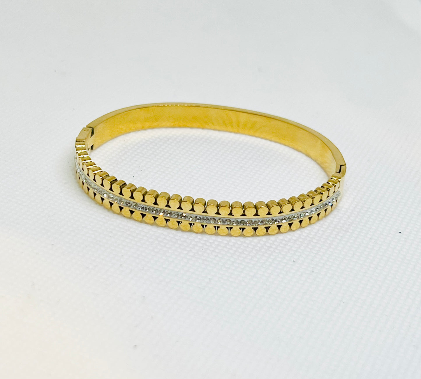 wavy - bangle - zircon