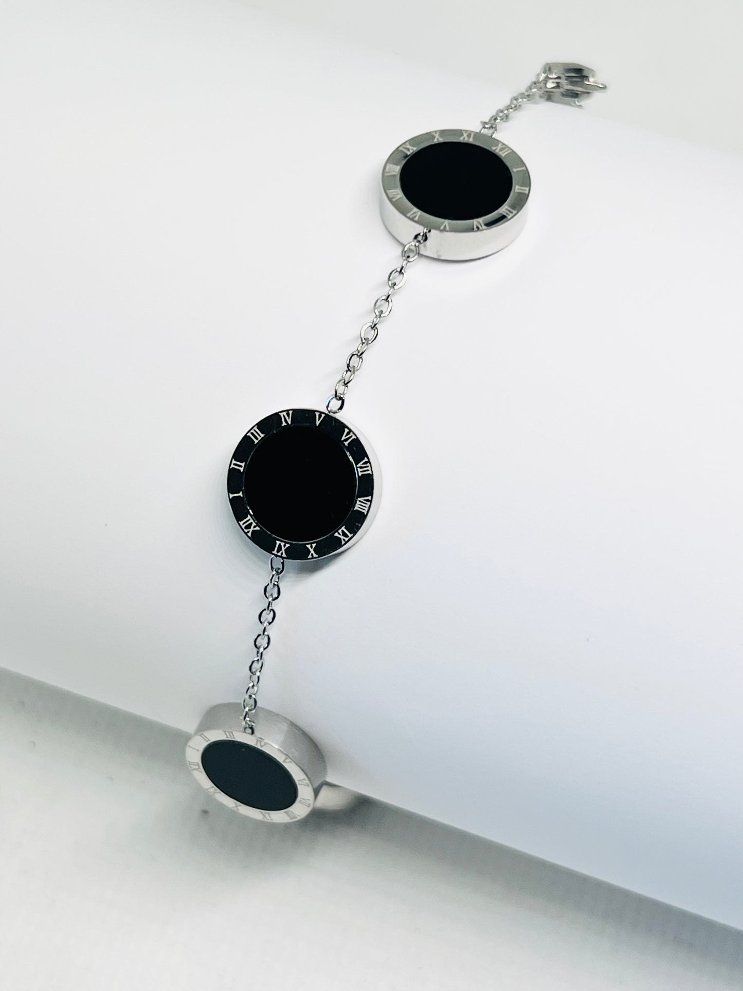 stainless steel black circles bracelet