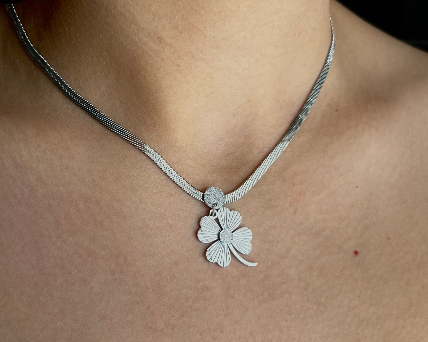 clover - necklace