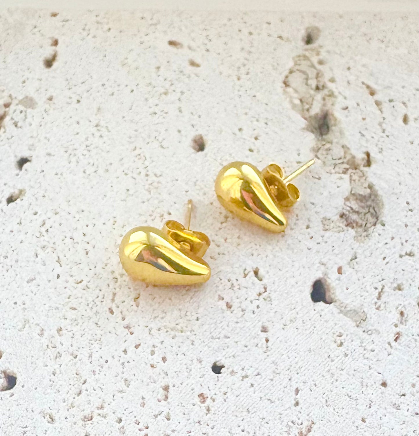 Gold Teardrop Stud Earrings – 18K Gold Plated