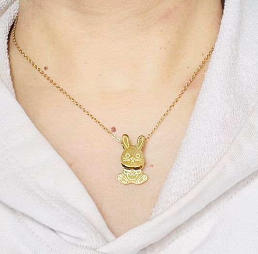 STAINLESS STEEL BUNNY NECKLACE