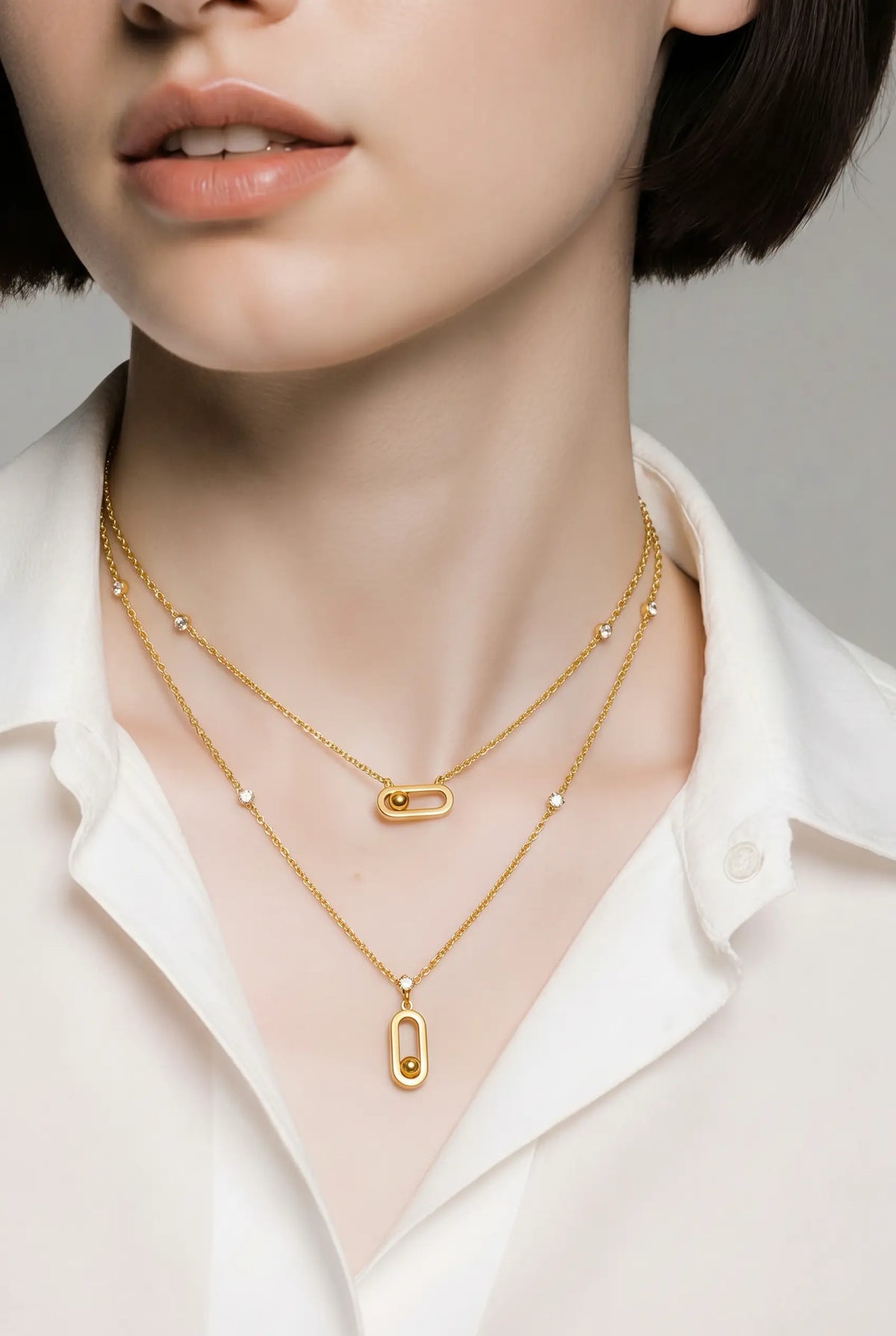 Double layers Necklace with a pendant 