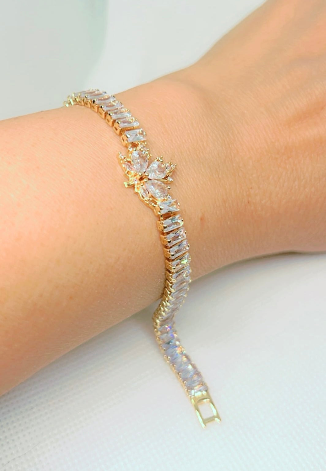 TENNIS ZIRCON - LEAF ~  Bracelet