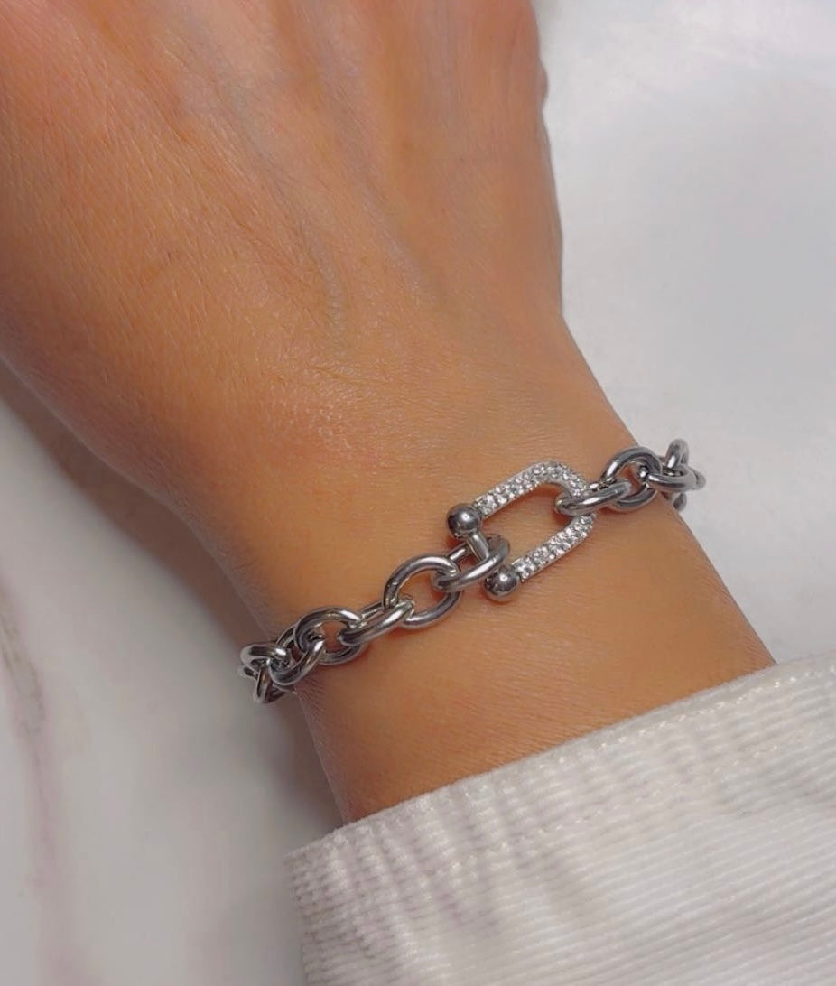 U Shaped Zircon Cable Chain Bracelet