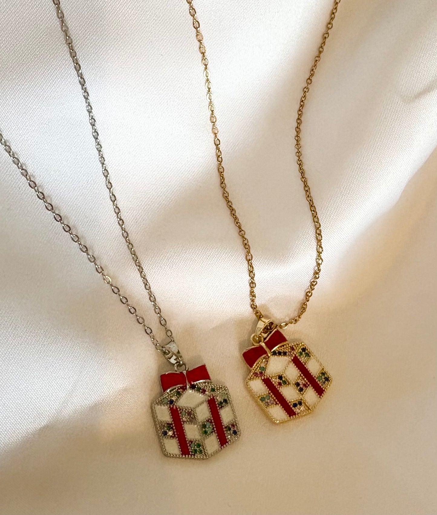 necklaces with gift box pendants 
