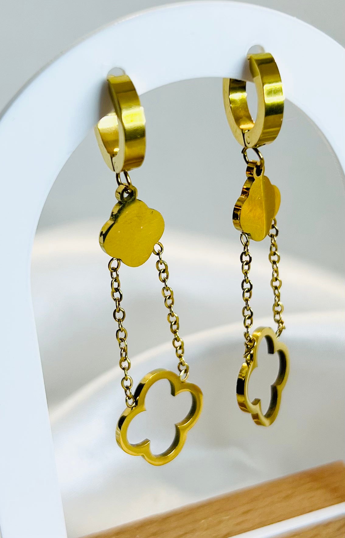 DANGLING ~CLOVER~ EARRINGS