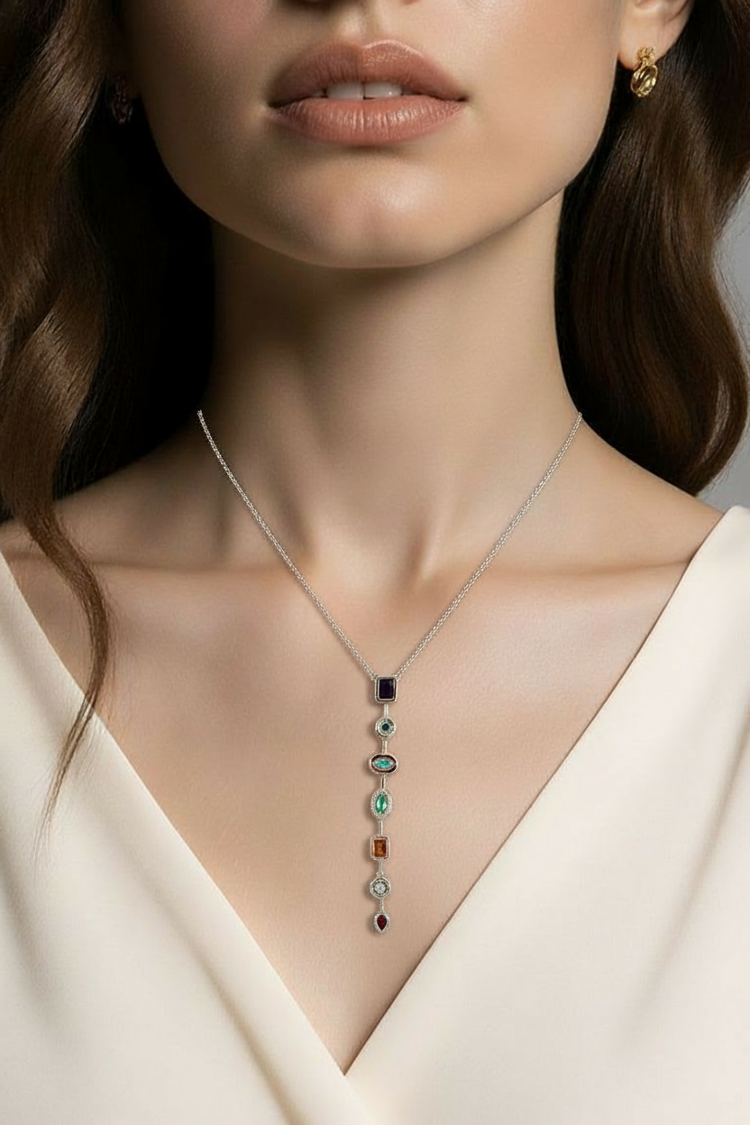Necklace with a silver gemstone pendant  