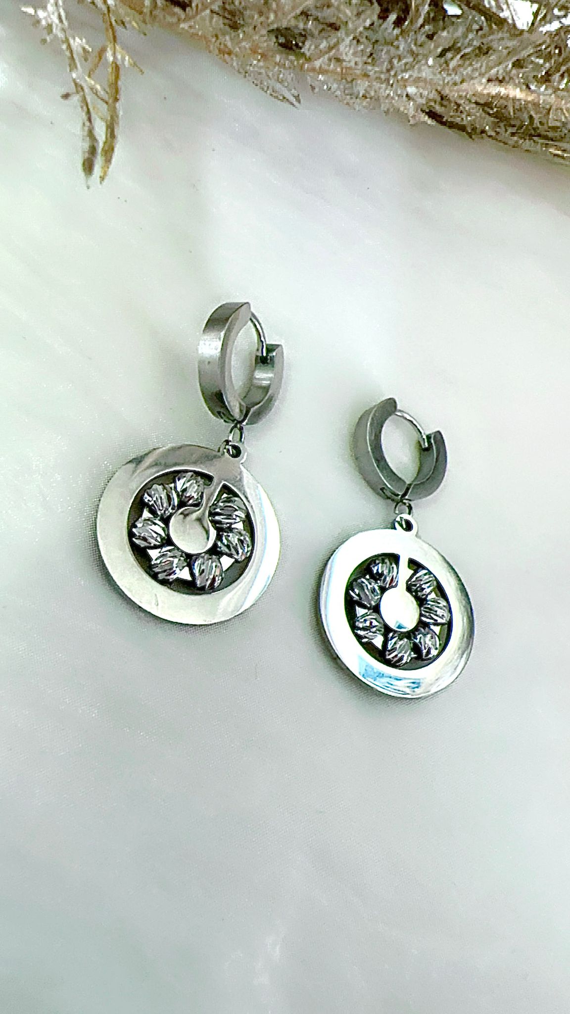 winding balls ~ Earrings